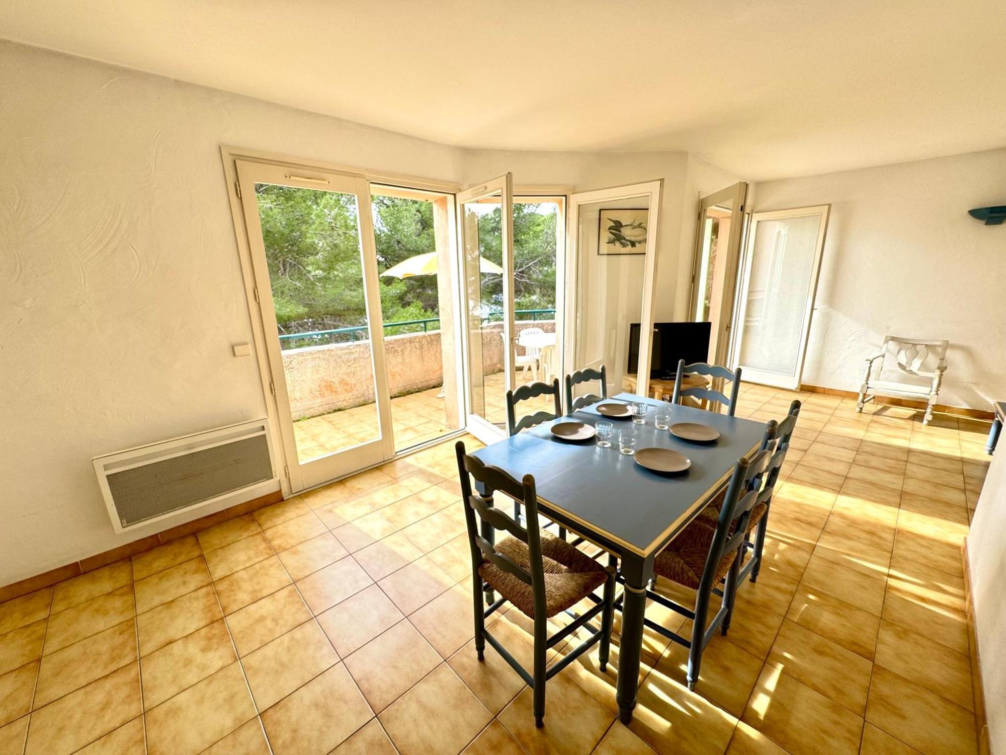 Parc Et Residence Le Provencal Hyeres Bagian luar foto